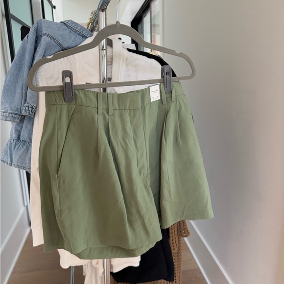 ABERCROMBIE AND FITCH matching set - Picture 2 of 5